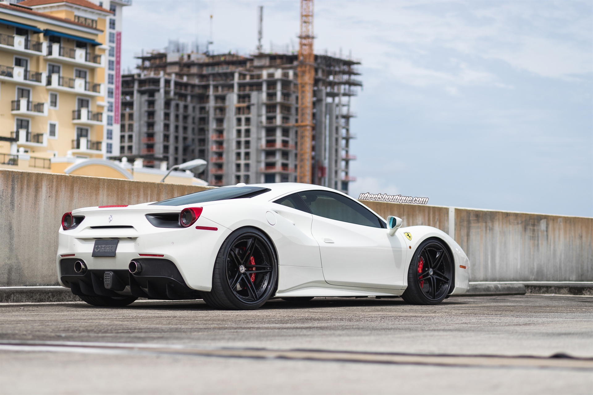 Ferrari 488 | Bianco Avus | on HRE S207 | Satin Black