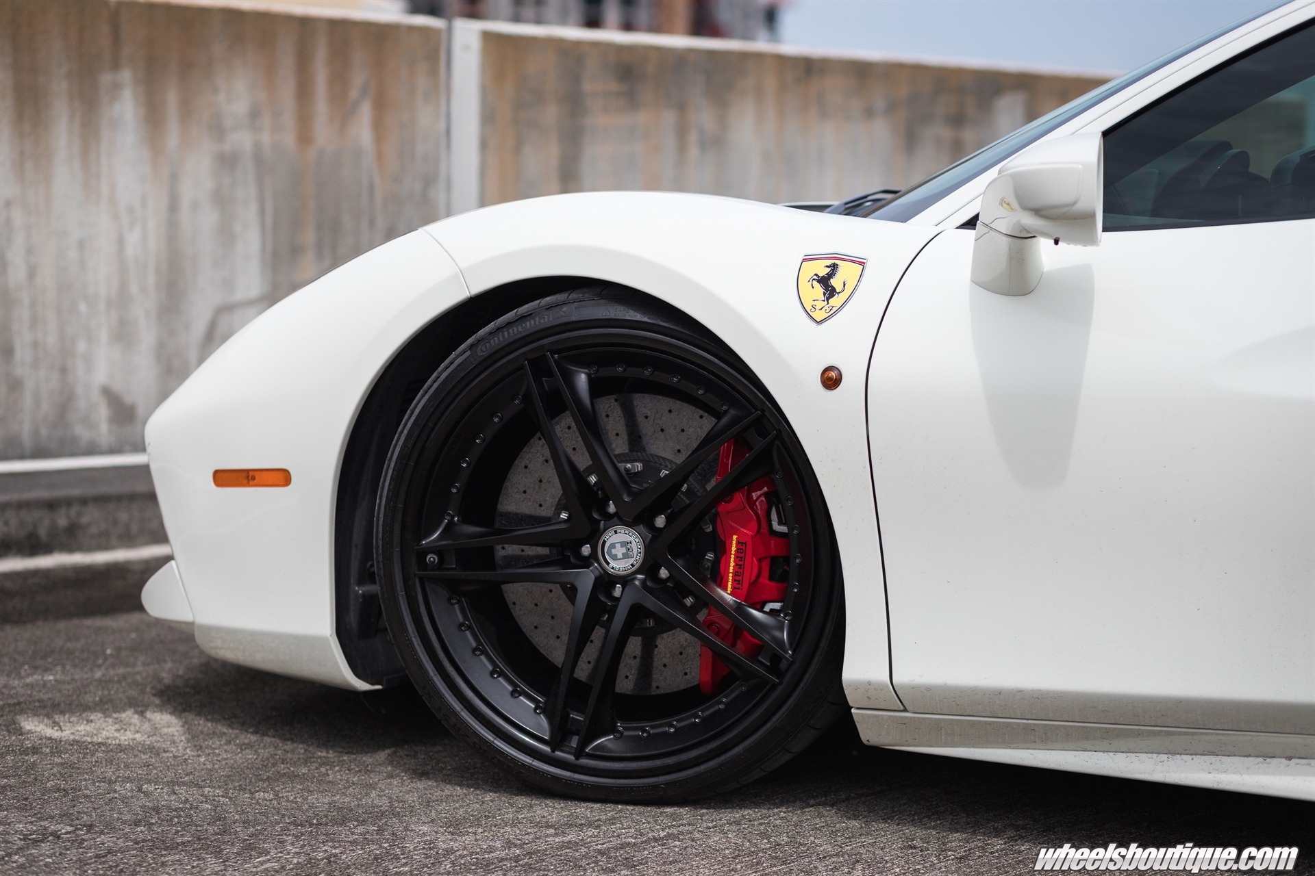 Ferrari 488 | Bianco Avus | on HRE S207 | Satin Black
