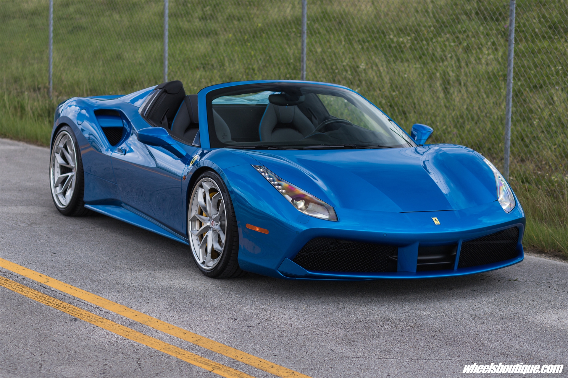 Ferrari 488 Spider | Blu Corza | on HRE S201 | Brushed Clear