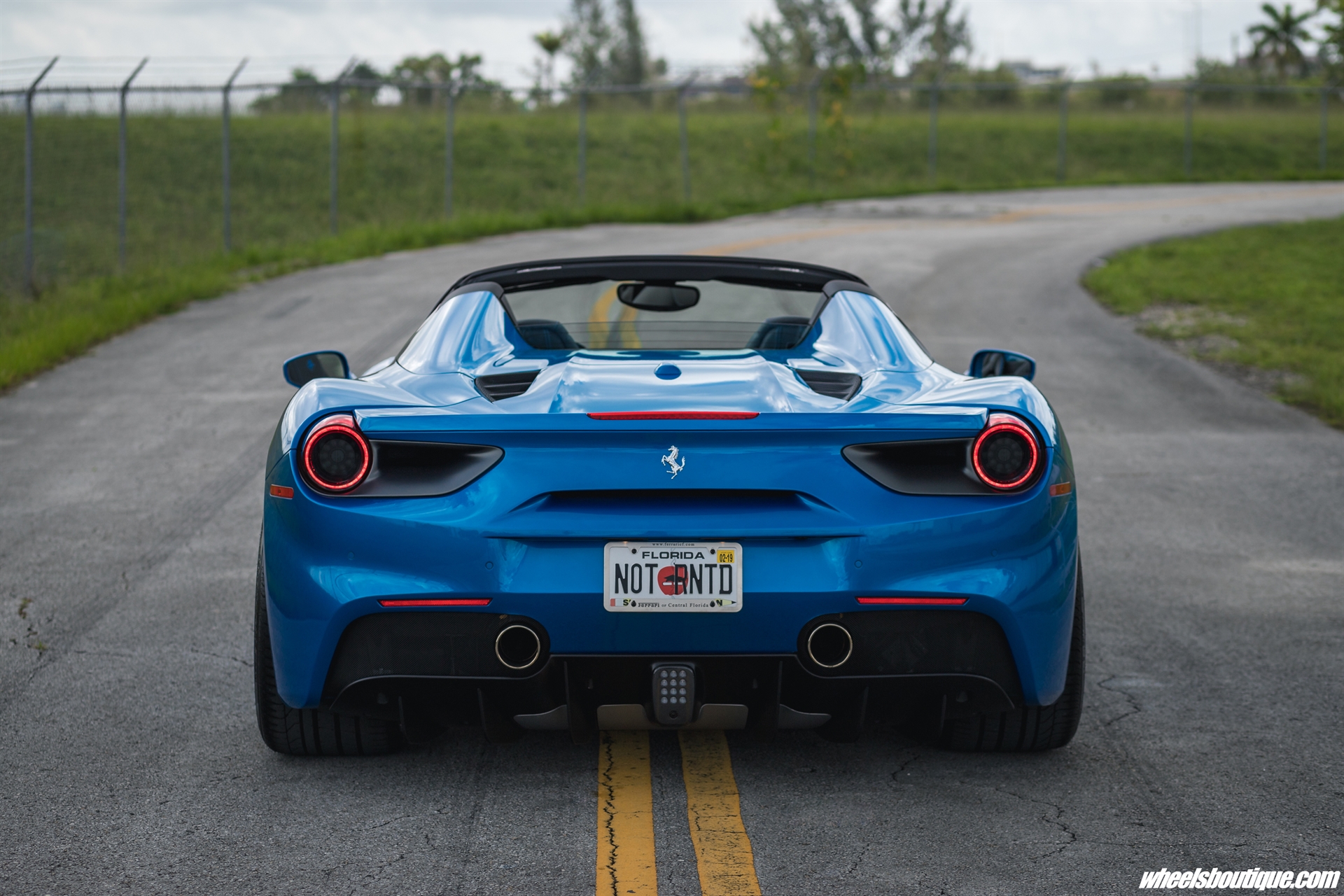 Ferrari 488 Spider | Blu Corza | on HRE S201 | Brushed Clear