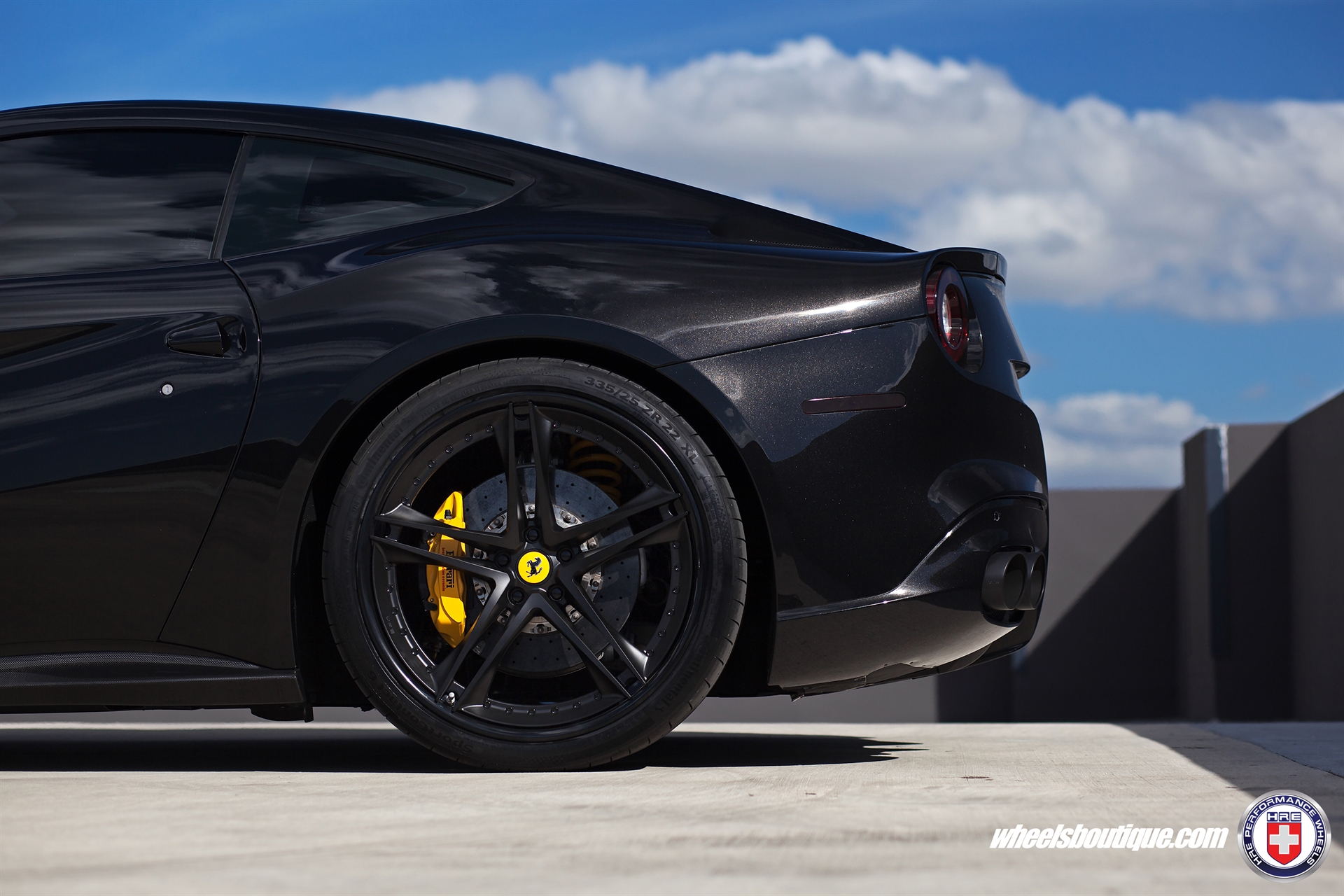 HRE S207 – All Black | Ferrari F12