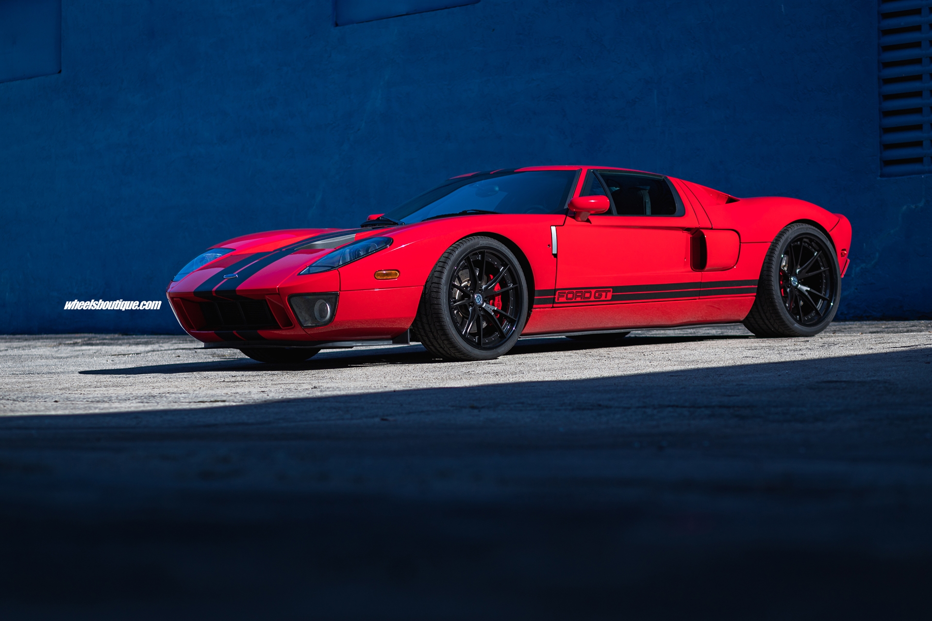 HRE S104 | Red Ford GT