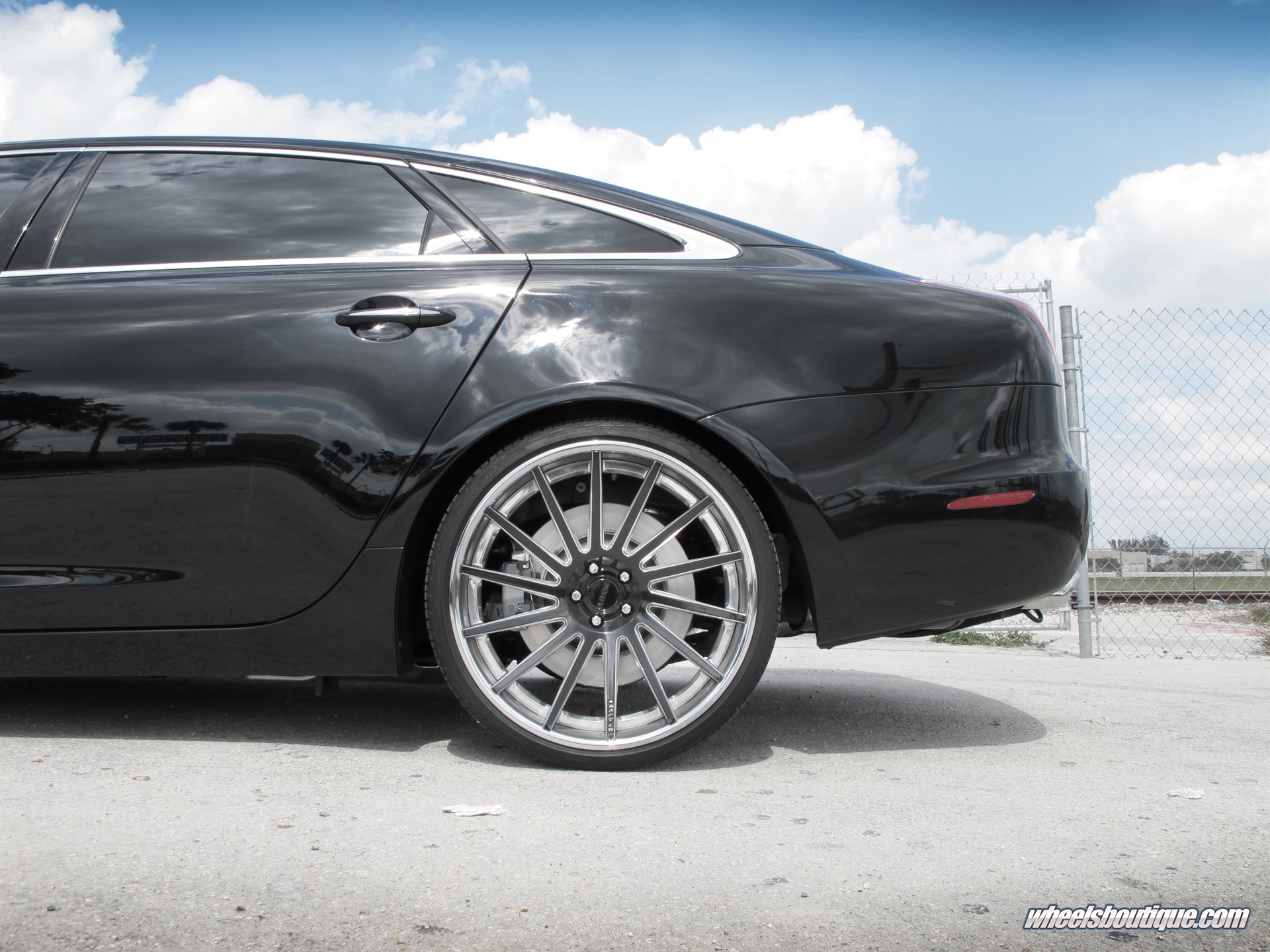 Dub1 Wheels | Wheels Boutique Jaguar XJL SuperSport
