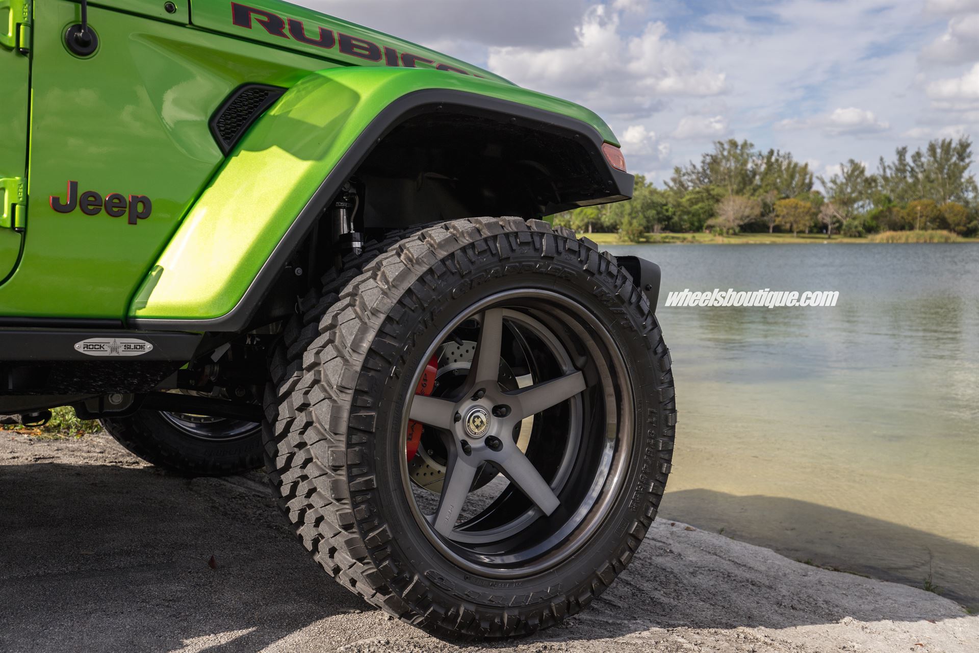 HRE RS105 | Jeep Wrangler Rubicon