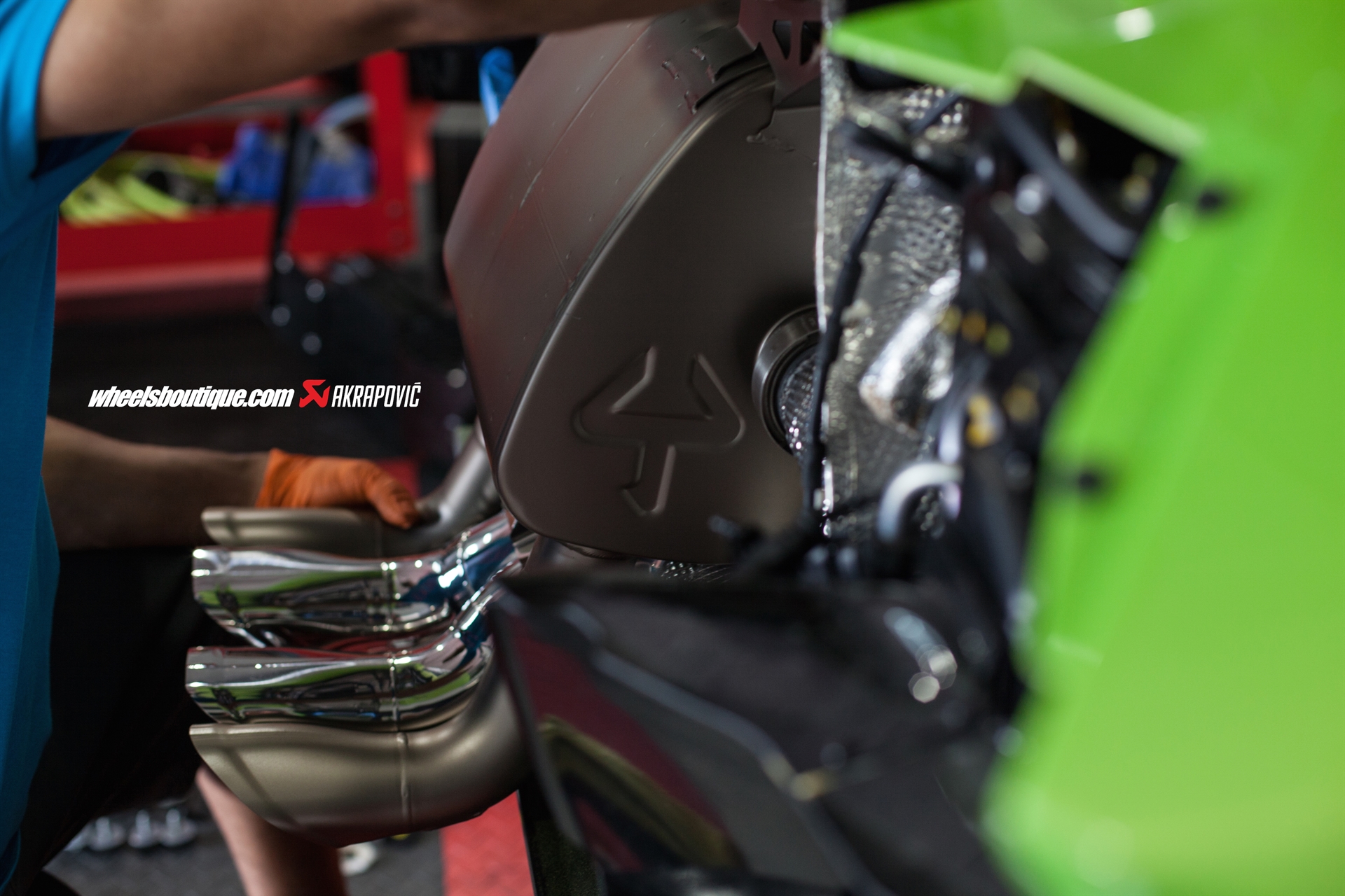 Lamborghini Aventador Akrapovic Exhaust Install