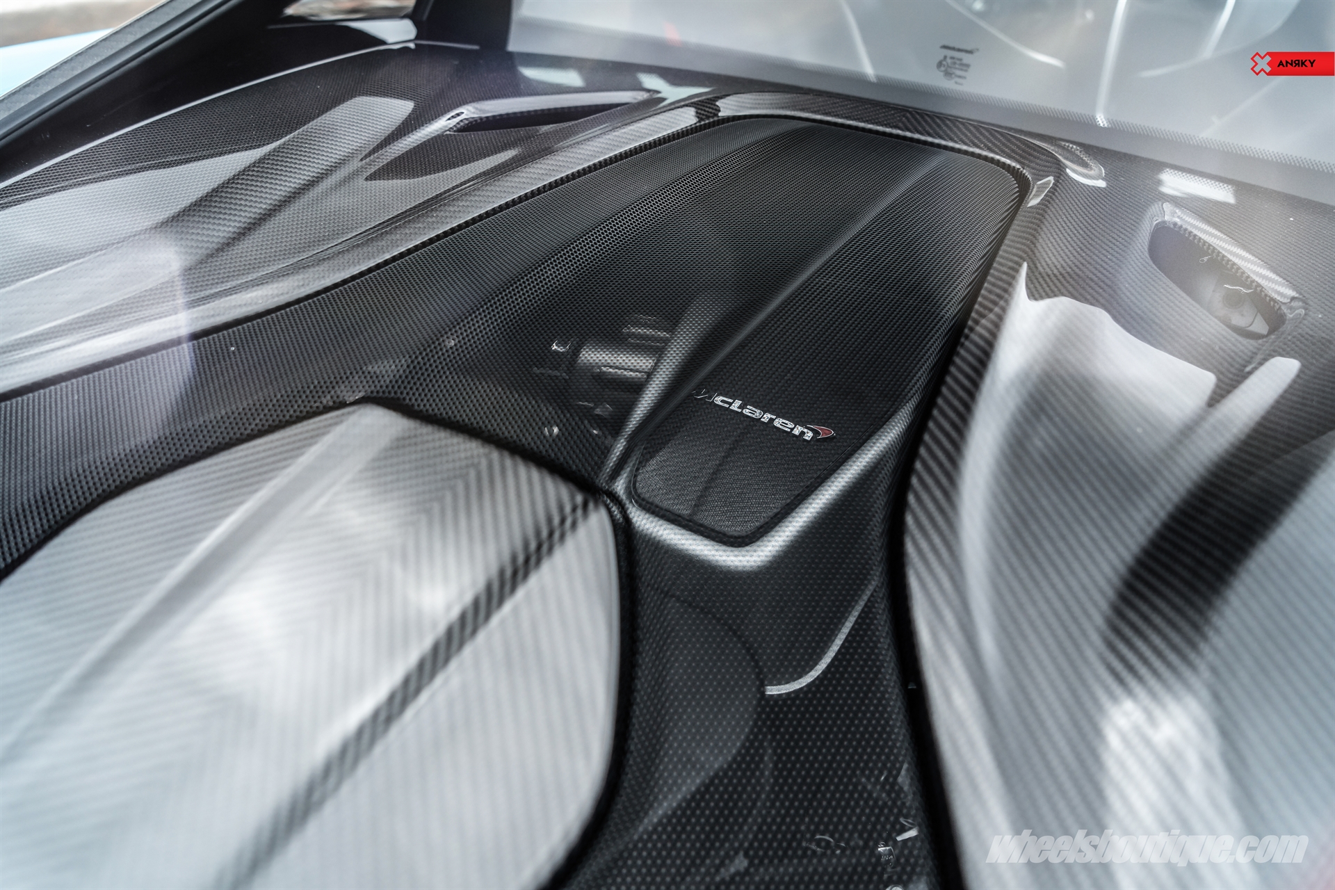 ANRKY AN11 | McLaren 600LT Miami Blue