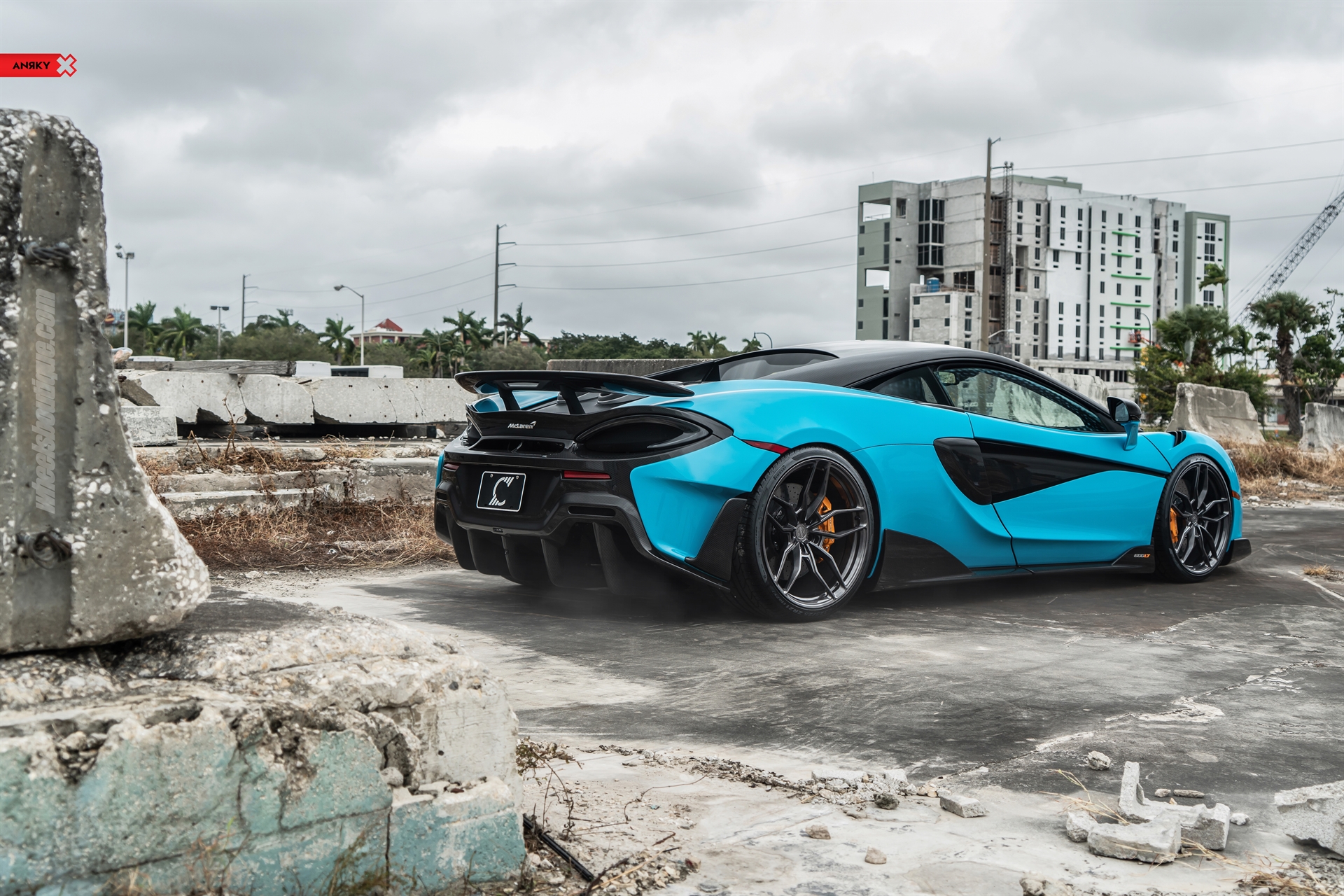 ANRKY AN11 | McLaren 600LT Miami Blue