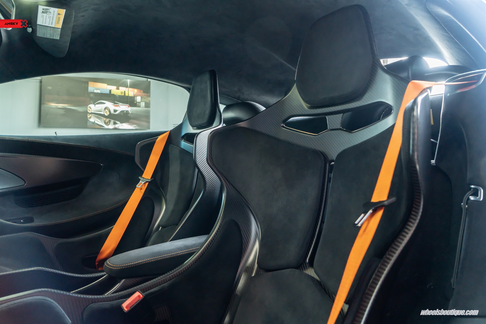 ANRKY AN11 | McLaren 600LT Miami Blue