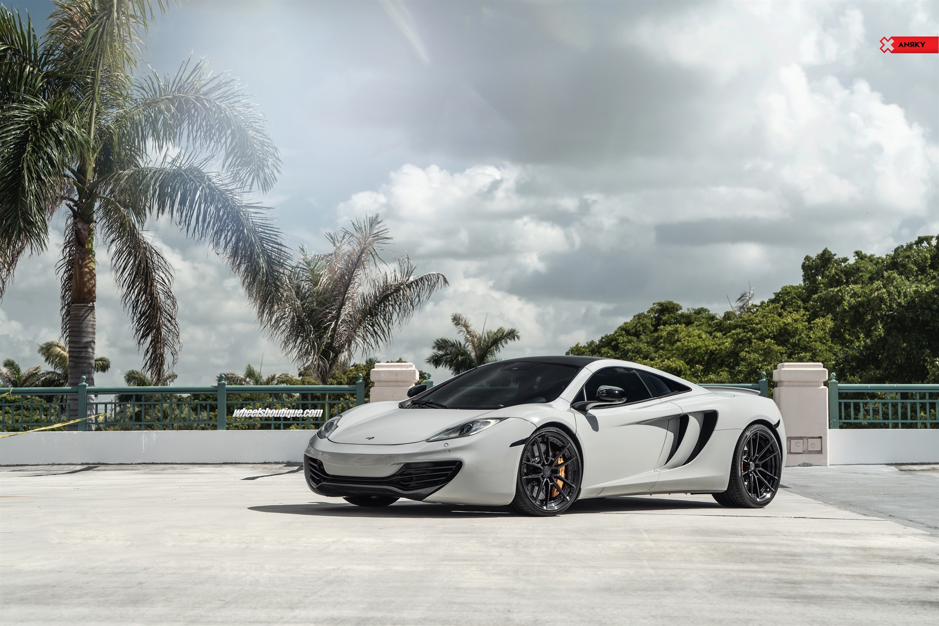 ANRKY AN24 | McLaren MP4-12C