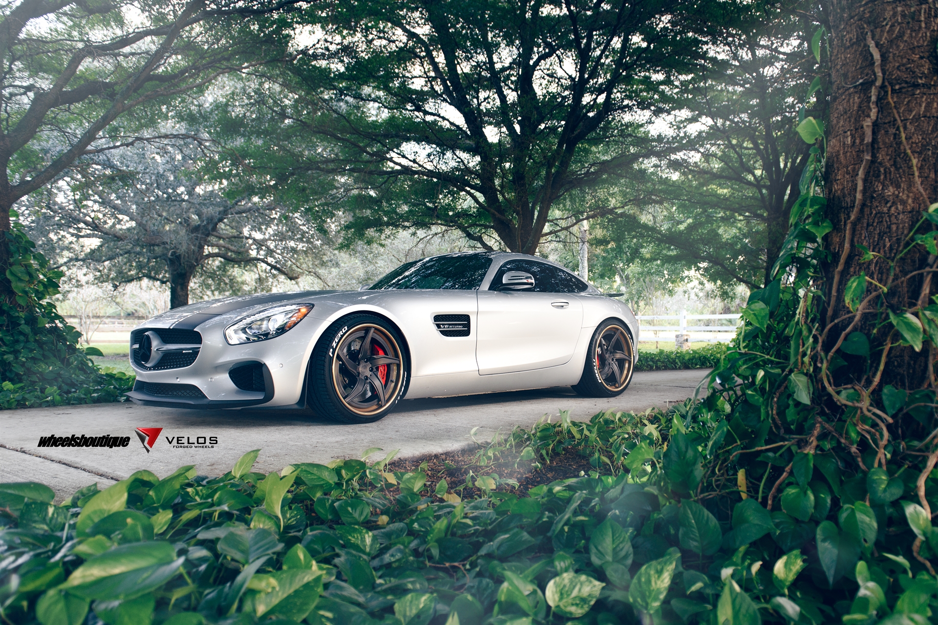 Velos Designwerks D5 3pc Floating Spoke | Mercedes AMG GT-S