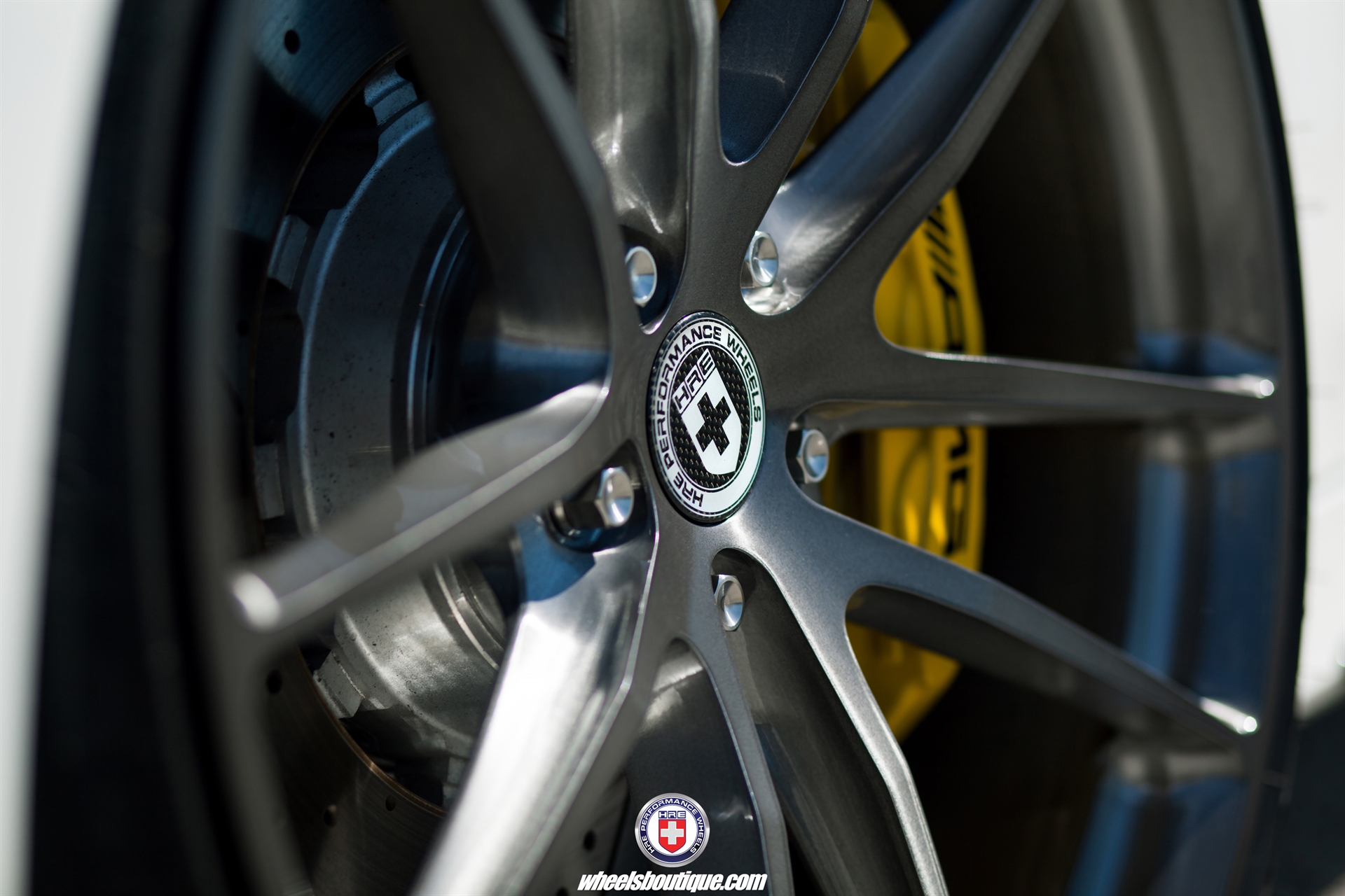 HRE P104 with Akrapovic Exhaust | Mercedes S63 AMG Cabrio