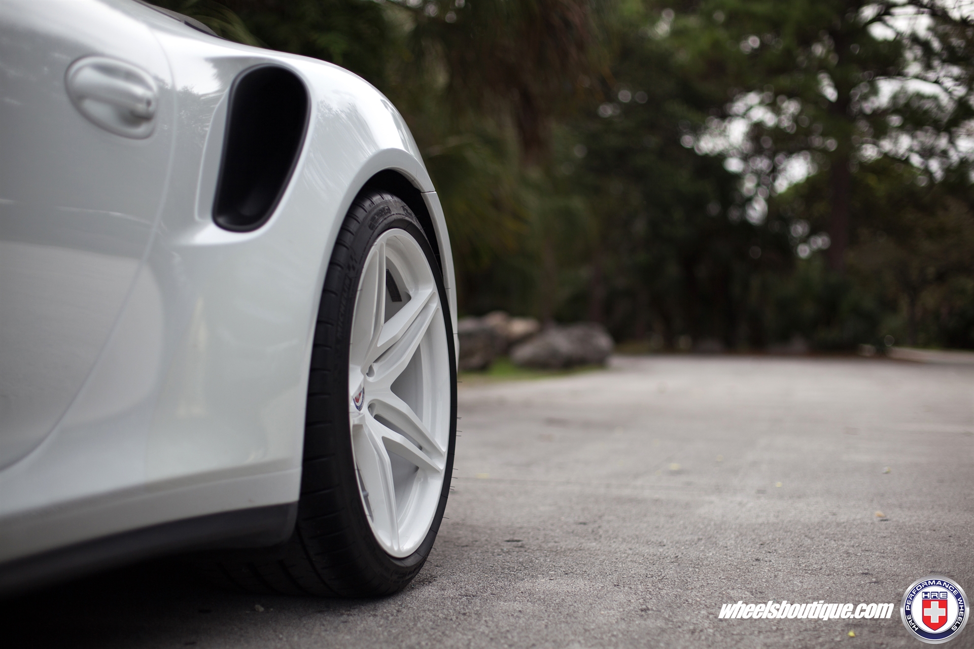 HRE P107 | White Porsche 991 Turbo S