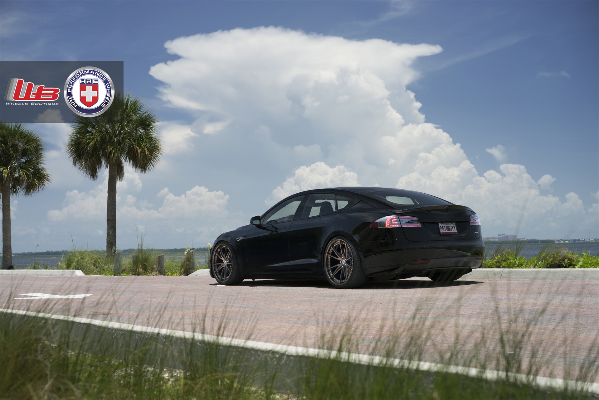 HRE S104 | Tesla Model S P85+