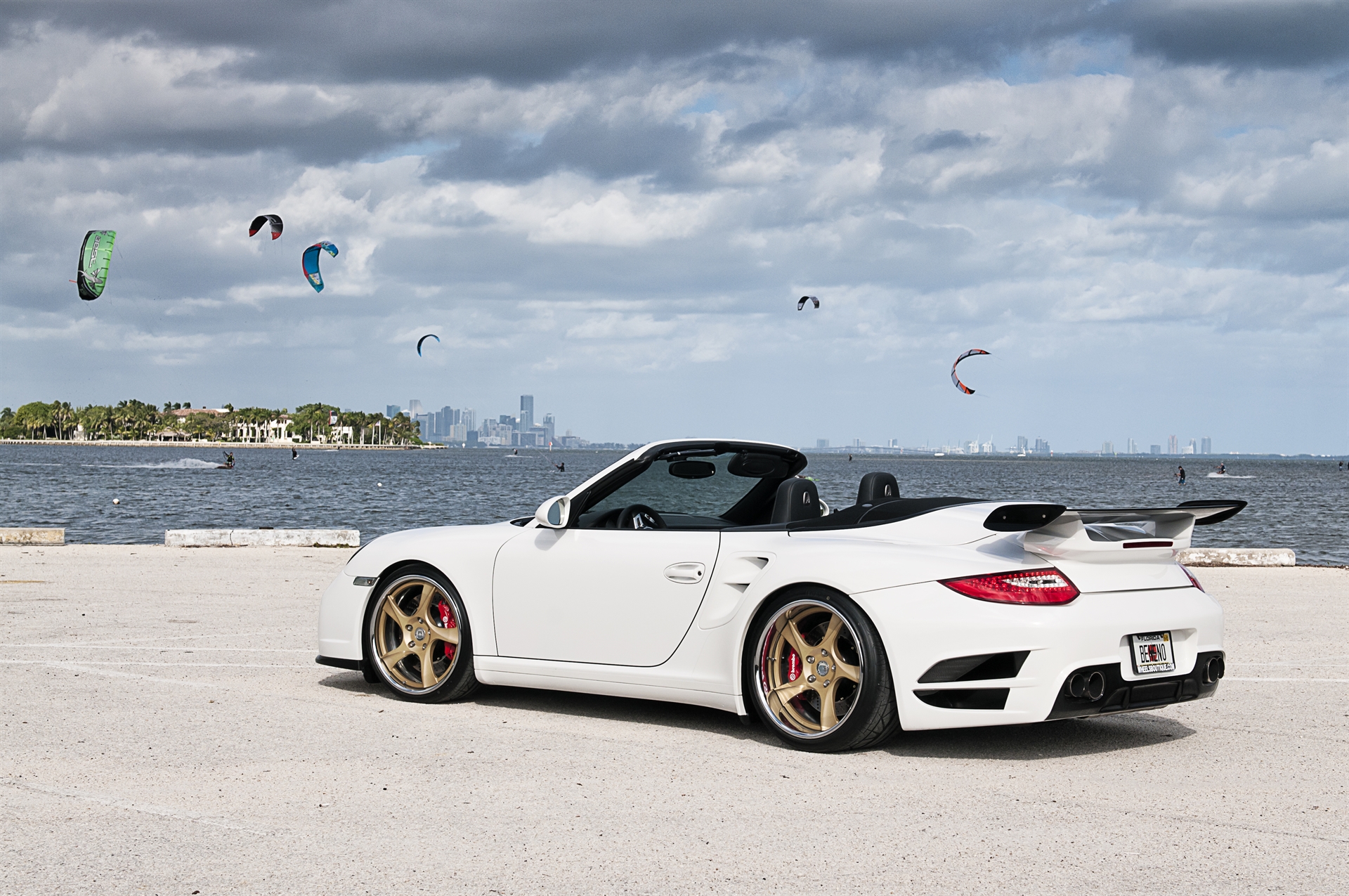 WB 997 Turbo Cab HRE 792RS | VRT | BREMBO