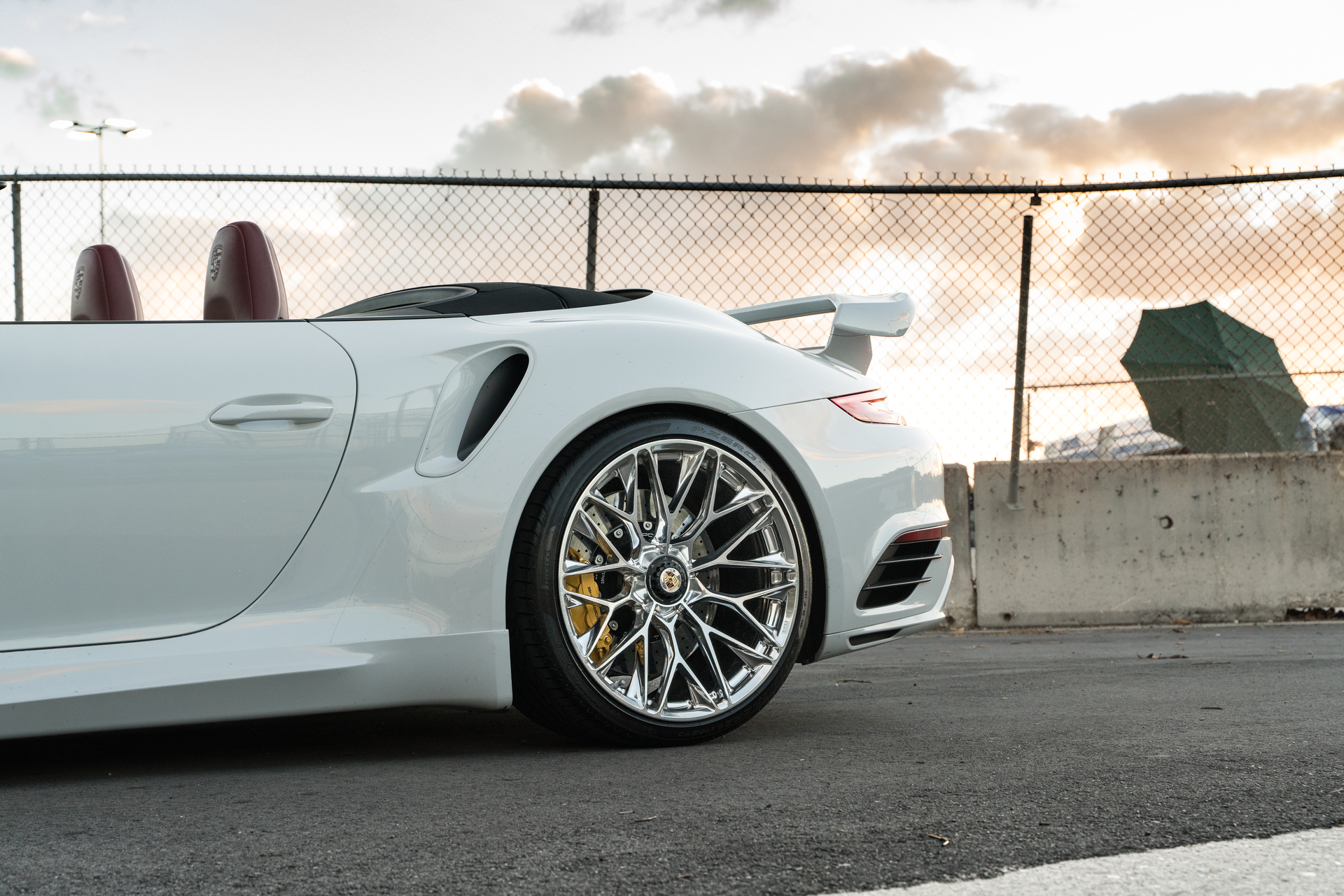 Porsche 991 Turbo S | Carerra White | on HRE P200 | Polished Clear