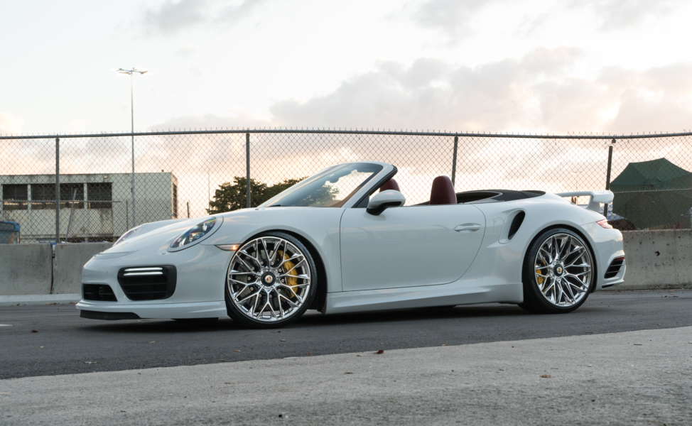 Porsche 991 Turbo S | Carerra White | on HRE P200 | Polished Clear