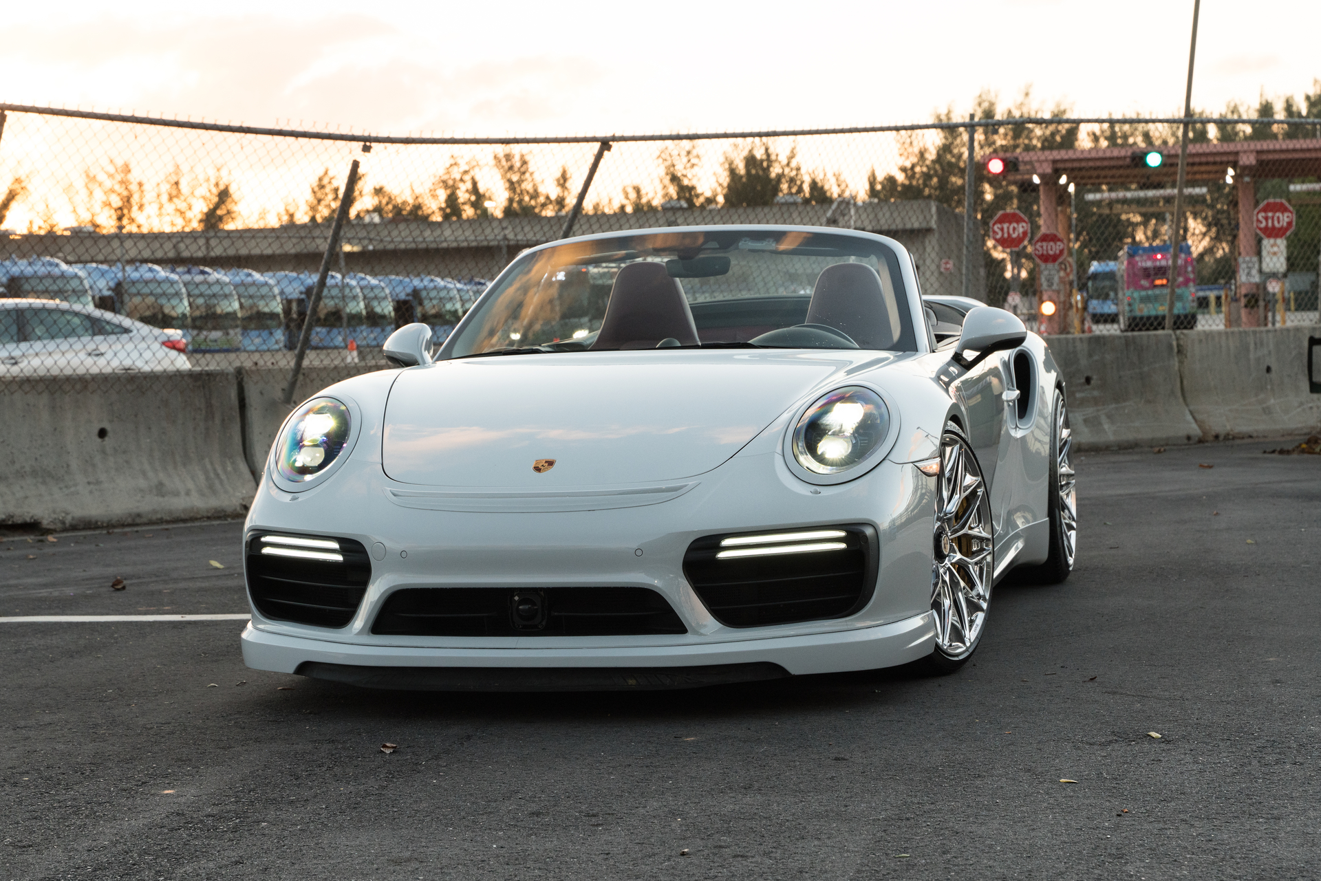 Porsche 991 Turbo S | Carerra White | on HRE P200 | Polished Clear