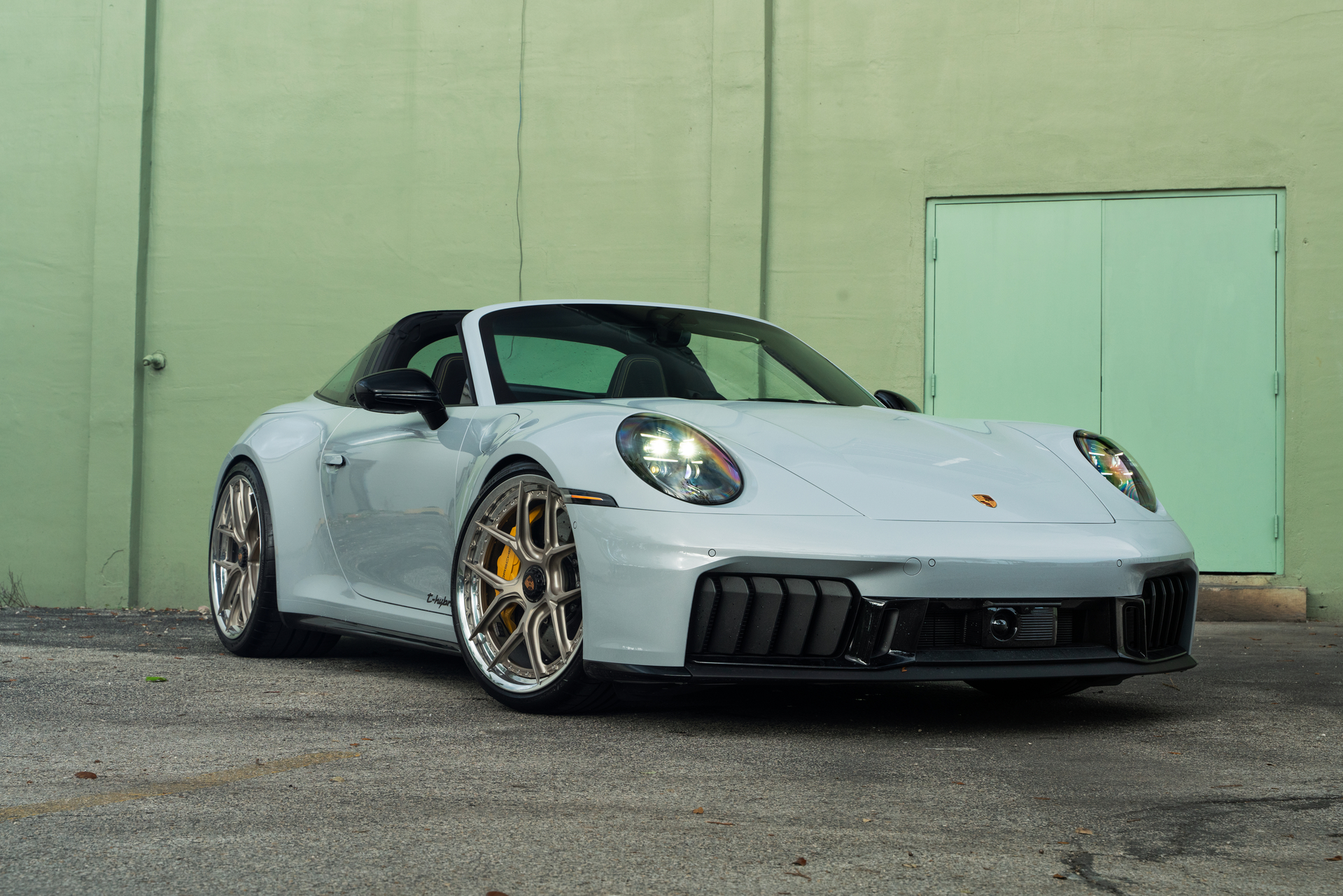 92.2 Porsche 911 GTS running the widest setup to date with 22x13 HRE S101SC wheels and 355 Bridgestone Potenza tires by Wheels Boutique