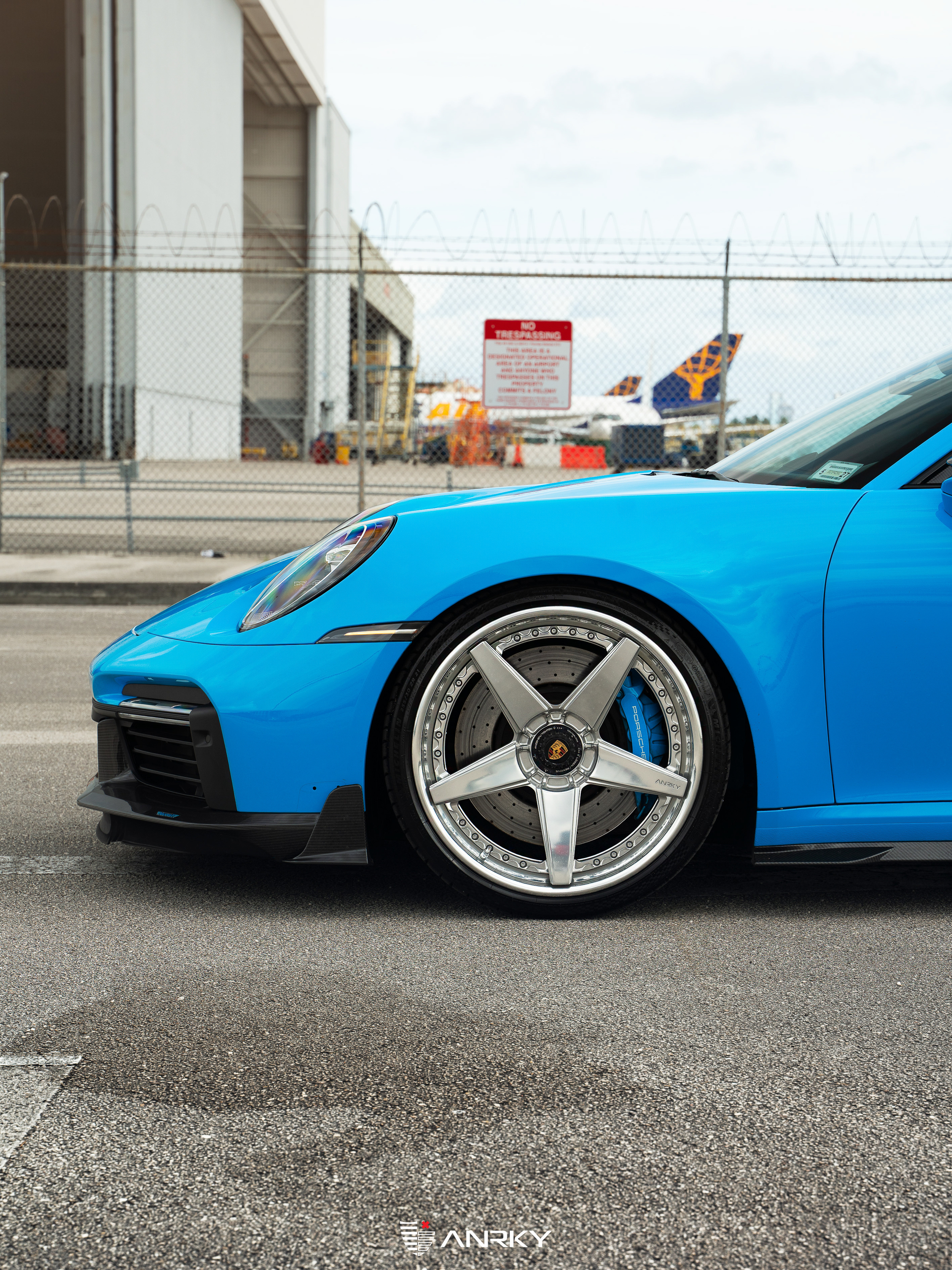 Mansory Porsche 992 | Rivera Blue | on ANRKY RS5.3 | Polished Clear