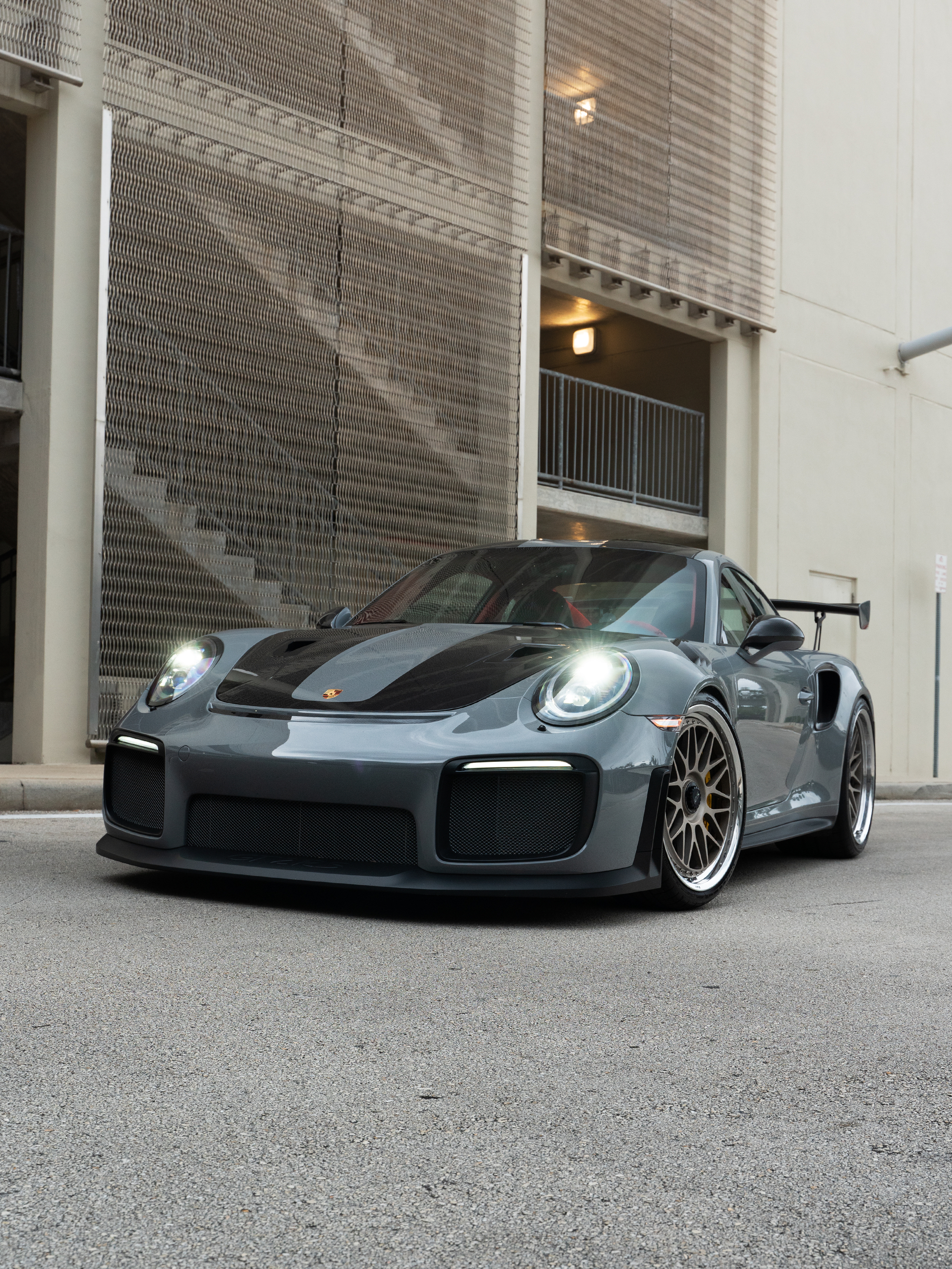 Porsche 991.2 GT2 RS | Nardo Gray | on HRE Classic 300 FMR | Satin White Gold