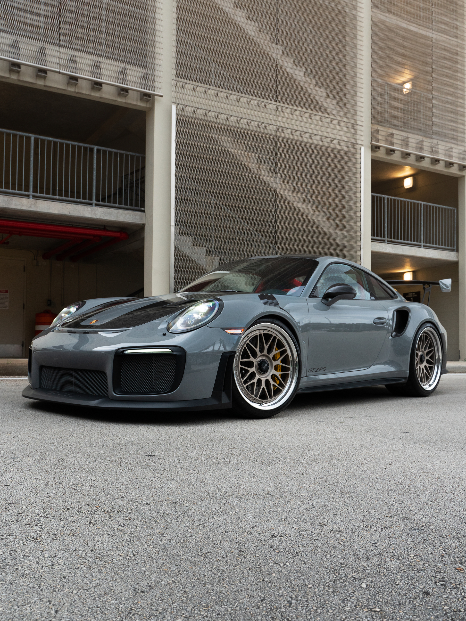 Porsche 991.2 GT2 RS | Nardo Gray | on HRE Classic 300 FMR | Satin White Gold