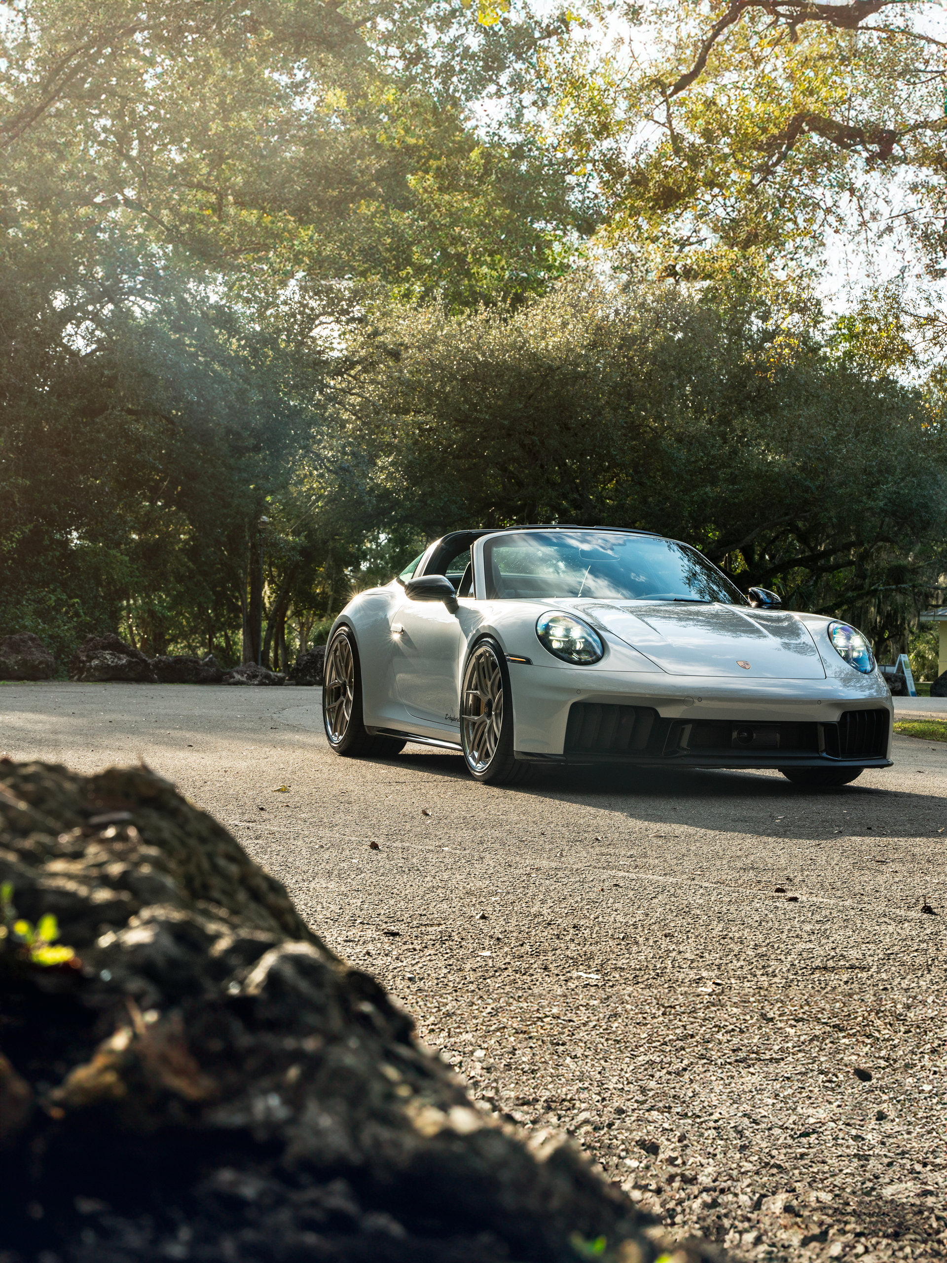 Porsche 992.2 GTS | Ice Gray Metallic | on HRE S101SC | Satin White Gold