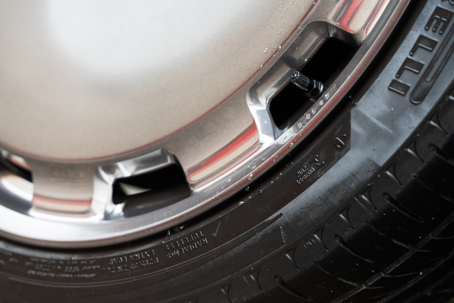 Urban Automitive Cullinan | | on HRE L108M | Polished Dark Clear