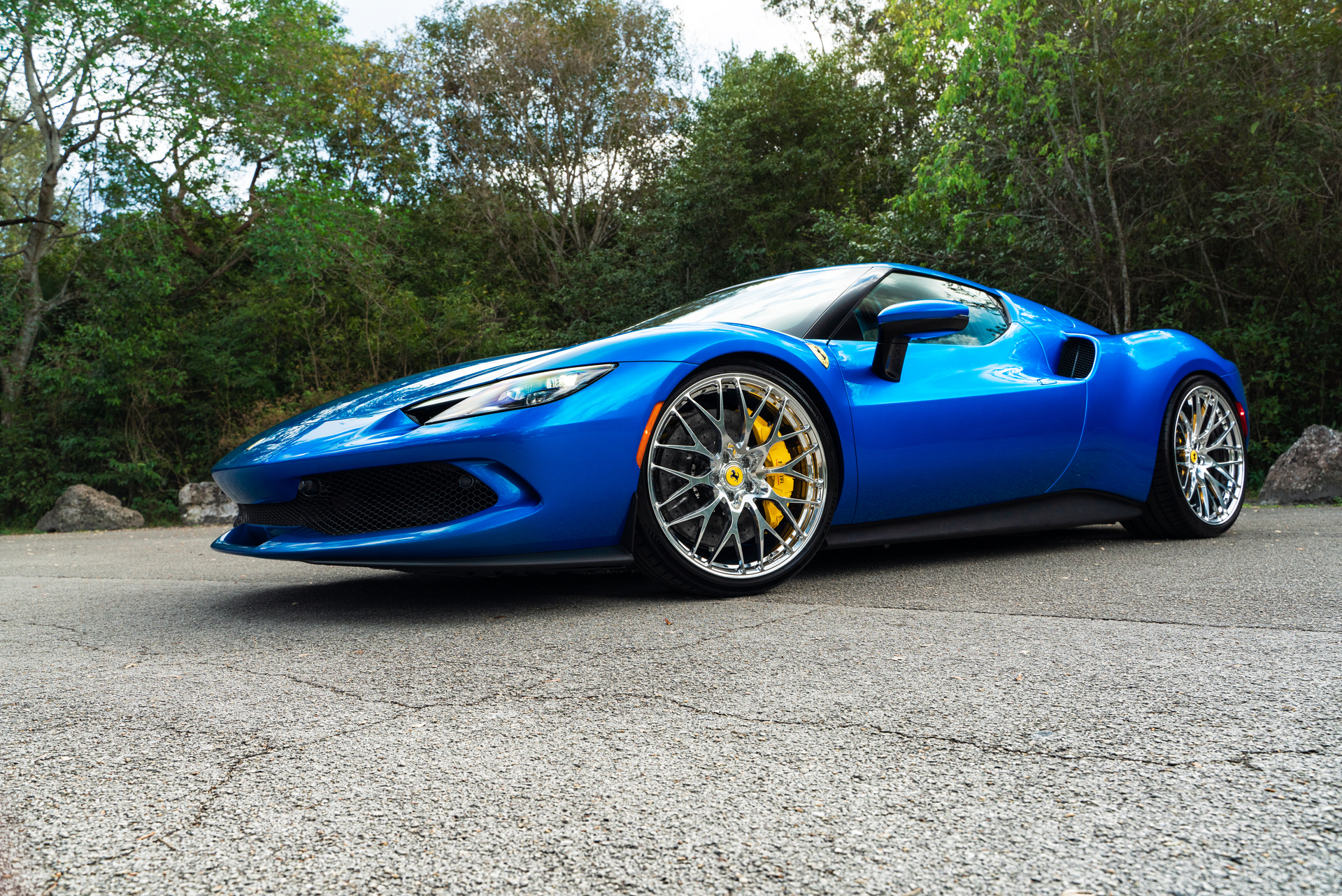 Ferrari 296 GTB | Blue Corsa | on HRE 520M | Polished Clear