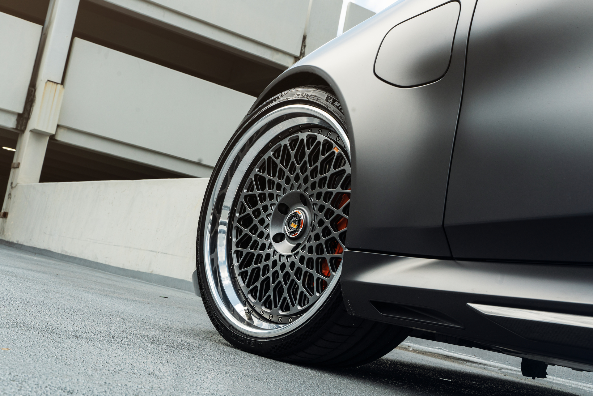 BMW G90 M5 | | on 1886 S009 | Satin Charcoal