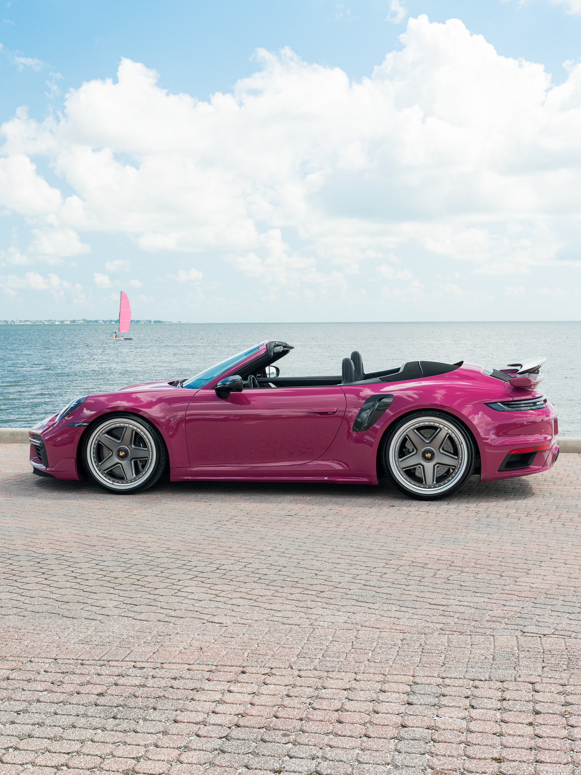 Porsche 992.1 Turbo S | Ruby Star | on HRE 517 FMR | Frozen Polished Dark Clear
